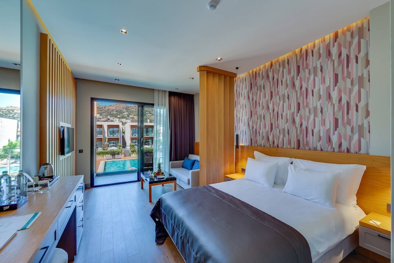 Celeste Bella Luxury Hotel & Spa logo